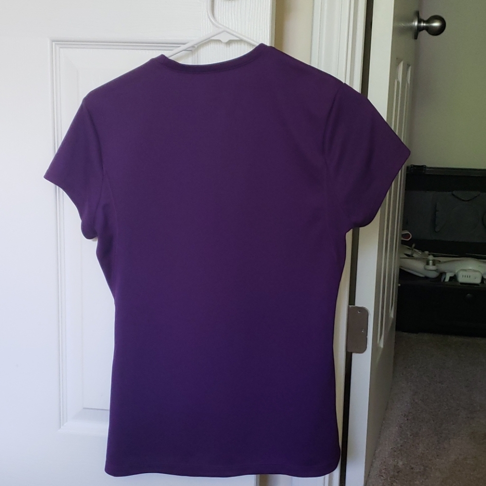 Womens' ASICS athletic/running shirt size medium - Picture 2 of 5